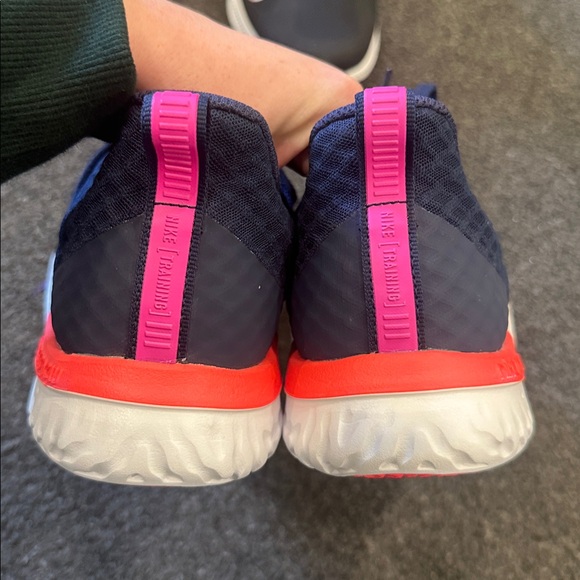 Nike Renew In Season TR9 Comfort Footbed Sneakers Navy & Pink Size US 10 - Picture 7 of 9